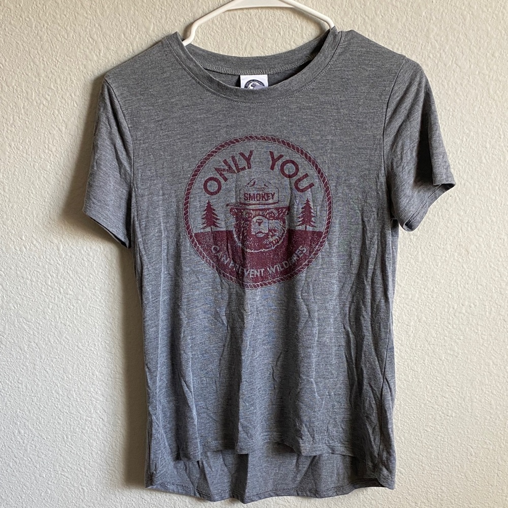 Womans Gray Smokey The Bear TShirt